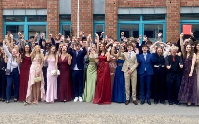 Wie gratulieren der Abiturentia 2025!