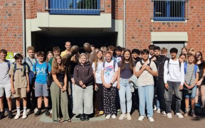 Ehrung der Schülerlotsen des Werner-Jaeger-Gymnasiums durch Bürgermeister Christian Küsters