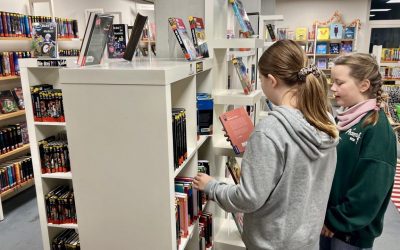 Unsere Fünftklässler zu Besuch in der Stadtbücherei Breyell