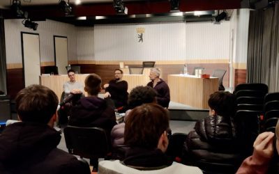 Mehrperspektivische Diskussion zu „Terror“ im Theater unterm Dach